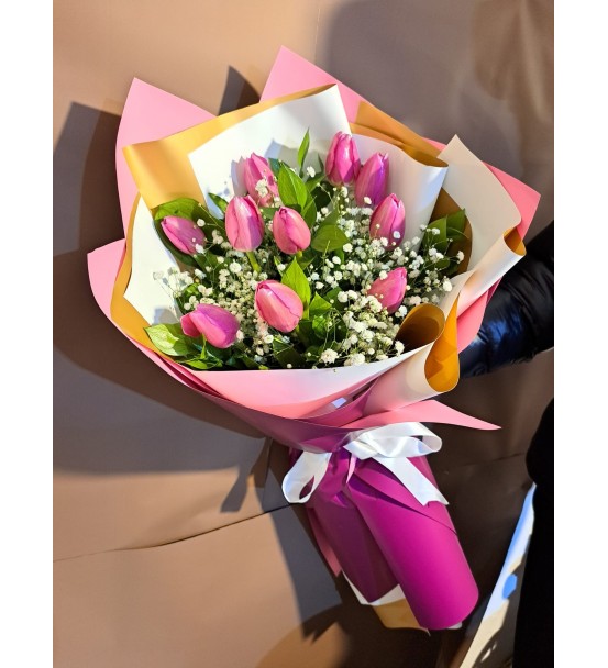 PEMBE MOR LALE BUKETİ